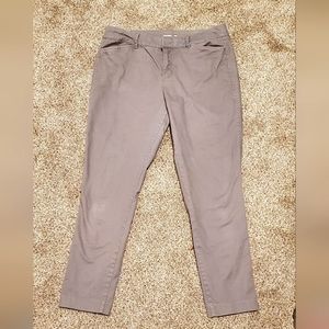 Old navy Pixie pant